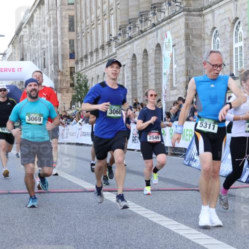 07.09.2025 - BARMER Alsterlauf Strokosch-Dieckow http://msf.ph/oto/8721316 07.09.2025 09:52:32 Ziel 2010, 2040, 2398, 2508, 2549, 3068, 3069, 3823, 4015, 4103, 4271, 4453, 4488, 4514, 4746, 5311, 5420, 5575, 5619, 5648, 6288, 8290, 8305 meine-sportfotos.de