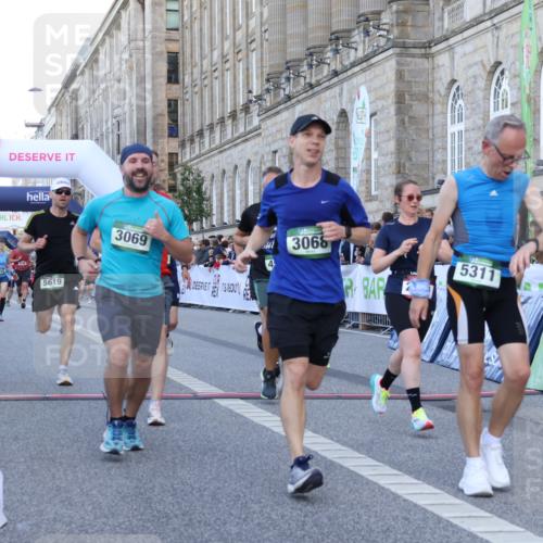 07.09.2025 - BARMER Alsterlauf Strokosch-Dieckow http://msf.ph/oto/8721317 07.09.2025 09:52:32 Ziel 2010, 2040, 2398, 2508, 2549, 3068, 3069, 3823, 4015, 4103, 4271, 4453, 4488, 4514, 4746, 5311, 5420, 5575, 5619, 5648, 6288, 8290, 8305 meine-sportfotos.de