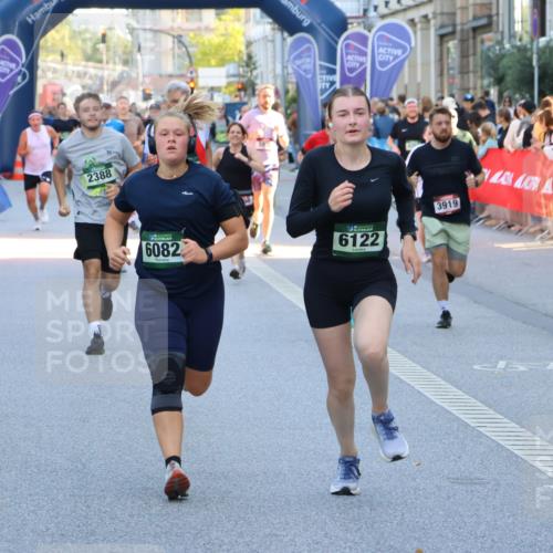 07.09.2025 - BARMER Alsterlauf Strokosch-Dieckow http://msf.ph/oto/8721321 07.09.2025 09:57:48 Ziel 2257, 2670, 3055, 4012, 4618, 4701, 4723, 4752, 4843, 4888, 4920, 5079, 5196, 5260, 5384, 5629, 5690, 5697, 5842, 5843, 5901, 6014, 6023, 6074, 6238, 6324, 8052, 8091, 8099 meine-sportfotos.de