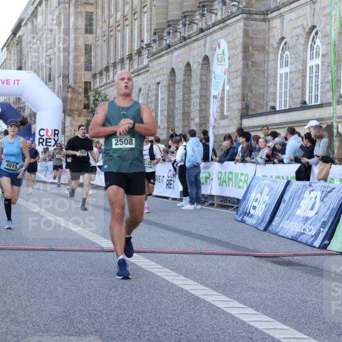 07.09.2025 - BARMER Alsterlauf Strokosch-Dieckow http://msf.ph/oto/8721328 07.09.2025 09:52:36 Ziel 2010, 2040, 2508, 2549, 2565, 2839, 3068, 3069, 4015, 4103, 4158, 4453, 4488, 4514, 4746, 4880, 5311, 5456, 5619, 5648, 6288, 8089, 8273, 8290, 8360 meine-sportfotos.de