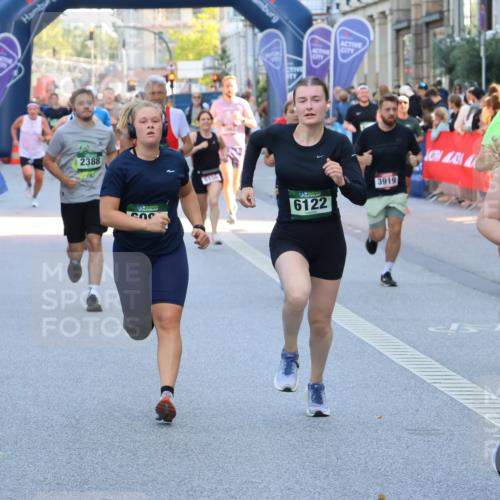 07.09.2025 - BARMER Alsterlauf Strokosch-Dieckow http://msf.ph/oto/8721336 07.09.2025 09:57:48 Ziel 2257, 2670, 3055, 4012, 4618, 4701, 4723, 4752, 4843, 4888, 4920, 5079, 5196, 5260, 5384, 5629, 5690, 5697, 5842, 5843, 5901, 6014, 6023, 6074, 6238, 6324, 8052, 8091, 8099 meine-sportfotos.de