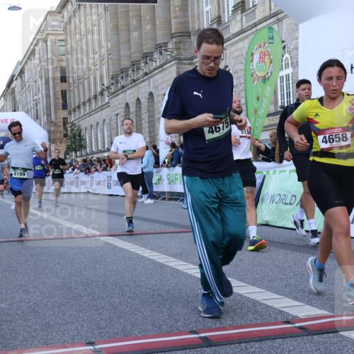 07.09.2025 - BARMER Alsterlauf Strokosch-Dieckow http://msf.ph/oto/8721400 07.09.2025 09:53:07 Ziel 3599, 4257, 4658, 4675, 4739, 4740, 4882, 5020, 5156, 5177, 5205, 5702, 5741, 6169, 6218, 8096 meine-sportfotos.de