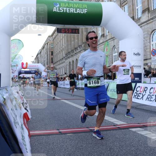 07.09.2025 - BARMER Alsterlauf Strokosch-Dieckow http://msf.ph/oto/8721406 07.09.2025 09:53:09 Ziel 3599, 4257, 4546, 4604, 4658, 4675, 4740, 4882, 5020, 5156, 5205, 5702, 5741, 6169, 6218, 8096 meine-sportfotos.de