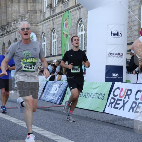 07.09.2025 - BARMER Alsterlauf Strokosch-Dieckow http://msf.ph/oto/8721410 07.09.2025 09:53:11 Ziel 2146, 3599, 4257, 4546, 4604, 4658, 4675, 4740, 4882, 5020, 5156, 5205, 5702, 6169, 6218, 8096 meine-sportfotos.de