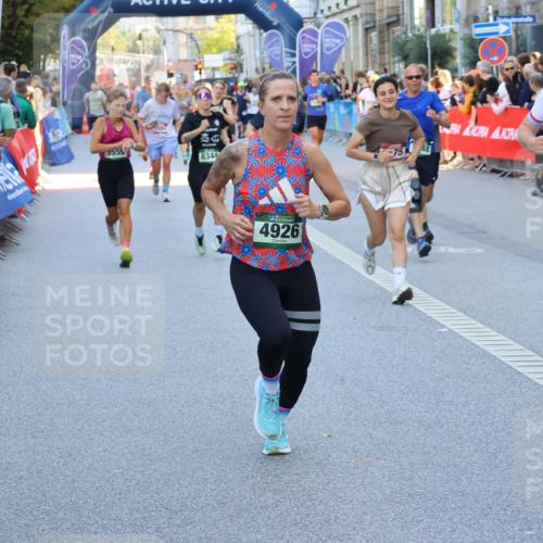 07.09.2025 - BARMER Alsterlauf Strokosch-Dieckow http://msf.ph/oto/8721414 07.09.2025 09:57:37 Ziel 2377, 2672, 2678, 3055, 3992, 4262, 4523, 4701, 4704, 4888, 4920, 5075, 5079, 5257, 5324, 5366, 5629, 5697, 5842, 5843, 5864, 5901, 6135, 6238, 6324, 8099 meine-sportfotos.de