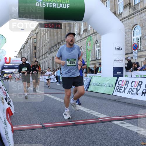 07.09.2025 - BARMER Alsterlauf Strokosch-Dieckow http://msf.ph/oto/8721416 07.09.2025 09:53:12 Ziel 2146, 2894, 3599, 4257, 4546, 4604, 4740, 4882, 5020, 5156, 5205, 5702, 6169, 6218, 6222, 8096 meine-sportfotos.de