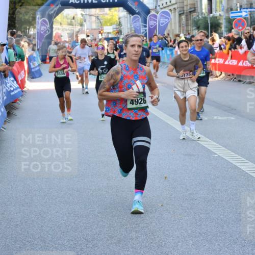 07.09.2025 - BARMER Alsterlauf Strokosch-Dieckow http://msf.ph/oto/8721420 07.09.2025 09:57:37 Ziel 2377, 2672, 2678, 3055, 3992, 4262, 4523, 4701, 4704, 4888, 4920, 5075, 5079, 5257, 5324, 5366, 5629, 5697, 5842, 5843, 5864, 5901, 6135, 6238, 6324, 8099 meine-sportfotos.de