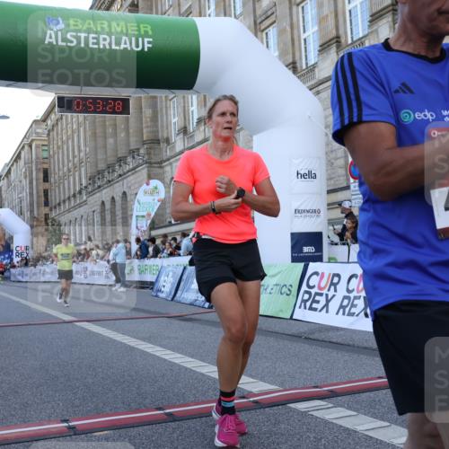 07.09.2025 - BARMER Alsterlauf Strokosch-Dieckow http://msf.ph/oto/8721443 07.09.2025 09:53:27 Ziel 2494, 2501, 2562, 4799, 5015, 5869, 5908, 8267 meine-sportfotos.de