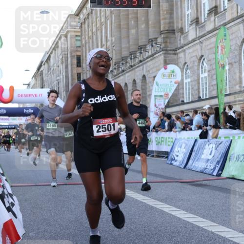 07.09.2025 - BARMER Alsterlauf Strokosch-Dieckow http://msf.ph/oto/8721461 07.09.2025 09:53:35 Ziel 2454, 2501, 2896, 3657, 4078, 4460, 5015, 5164, 5165, 5654, 5968, 8231, 8302 meine-sportfotos.de