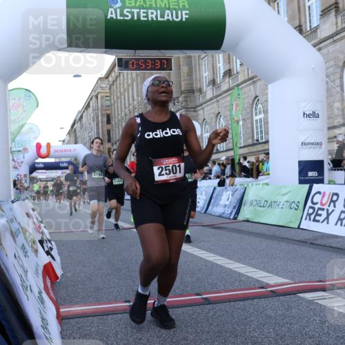 07.09.2025 - BARMER Alsterlauf Strokosch-Dieckow http://msf.ph/oto/8721463 07.09.2025 09:53:36 Ziel 2229, 2454, 2501, 2896, 3657, 4078, 4339, 4460, 4504, 5015, 5164, 5165, 5654, 5968, 8231, 8302 meine-sportfotos.de