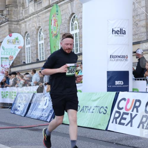 07.09.2025 - BARMER Alsterlauf Strokosch-Dieckow http://msf.ph/oto/8721475 07.09.2025 09:53:39 Ziel 2032, 2229, 2454, 2501, 2896, 3421, 3657, 4078, 4339, 4460, 4504, 4889, 5002, 5164, 5165, 5654, 5701, 5968, 6010, 8231, 8302 meine-sportfotos.de