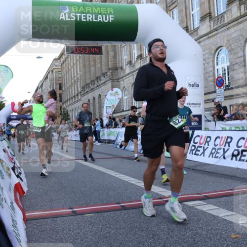 07.09.2025 - BARMER Alsterlauf Strokosch-Dieckow http://msf.ph/oto/8721483 07.09.2025 09:53:43 Ziel 2028, 2032, 2173, 2229, 2365, 2454, 2896, 3421, 3657, 3705, 4078, 4339, 4504, 4578, 4889, 5002, 5603, 5701, 5742, 5968, 6010, 8231, 8302 meine-sportfotos.de
