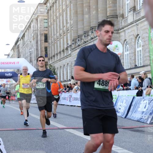 07.09.2025 - BARMER Alsterlauf Strokosch-Dieckow http://msf.ph/oto/8721493 07.09.2025 09:53:46 Ziel 2028, 2032, 2173, 2229, 2365, 2369, 2454, 2896, 3421, 3705, 4078, 4339, 4504, 4578, 4834, 4889, 5002, 5218, 5603, 5686, 5694, 5701, 5742, 6010, 6333, 8231 meine-sportfotos.de