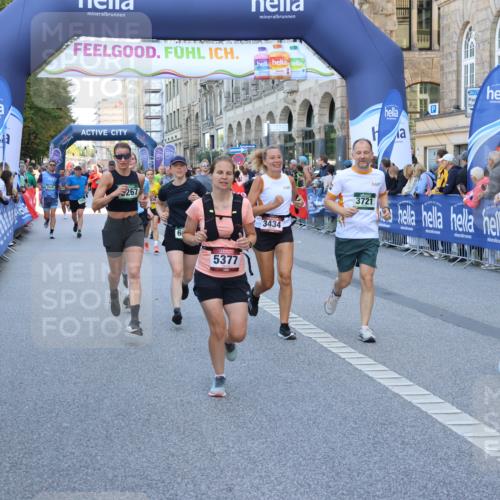 07.09.2025 - BARMER Alsterlauf Strokosch-Dieckow http://msf.ph/oto/8721498 07.09.2025 09:57:24 Ziel 2094, 2108, 2388, 2509, 2678, 2813, 2829, 2830, 3249, 3515, 3543, 3716, 3894, 3919, 3992, 4262, 4496, 4523, 4704, 4947, 4948, 5155, 5257, 5302, 5324, 5368, 5406, 5678, 5822, 5864, 5962, 6027, 6082, 6122, 6135, 8370 meine-sportfotos.de