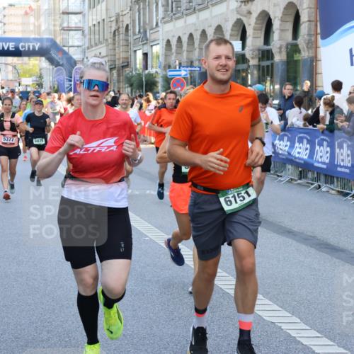 07.09.2025 - BARMER Alsterlauf Strokosch-Dieckow http://msf.ph/oto/8721507 07.09.2025 09:57:20 Ziel 2094, 2108, 2388, 2509, 2678, 2813, 2829, 2830, 3249, 3515, 3543, 3559, 3716, 3894, 3919, 3992, 4262, 4496, 4704, 4947, 4948, 5155, 5257, 5302, 5324, 5368, 5406, 5573, 5678, 5822, 5962, 6027, 6082, 6122, 6135, 8344, 8370 meine-sportfotos.de