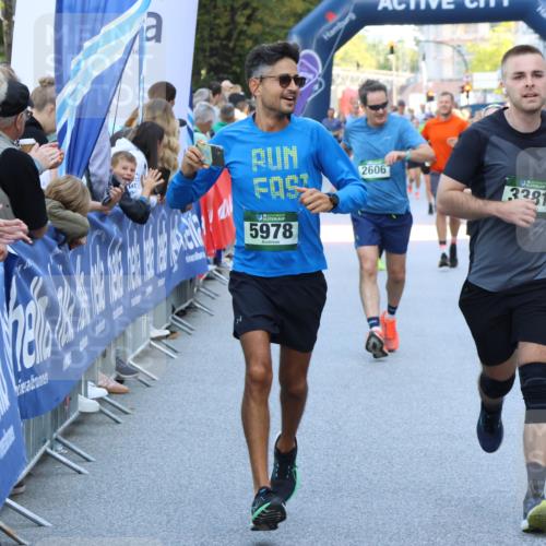 07.09.2025 - BARMER Alsterlauf Strokosch-Dieckow http://msf.ph/oto/8721516 07.09.2025 09:57:12 Ziel 2094, 2646, 3028, 3129, 3249, 3268, 3515, 3559, 3716, 3894, 3925, 4187, 4456, 4496, 4603, 4926, 4947, 4948, 5069, 5199, 5302, 5368, 5406, 5463, 5573, 6027, 6082, 6122, 6175, 6246, 8344, 8370 meine-sportfotos.de