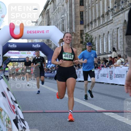 07.09.2025 - BARMER Alsterlauf Strokosch-Dieckow http://msf.ph/oto/8721522 07.09.2025 09:53:59 Ziel 2390, 2421, 3589, 4625, 5194, 5253, 5553, 8268 meine-sportfotos.de