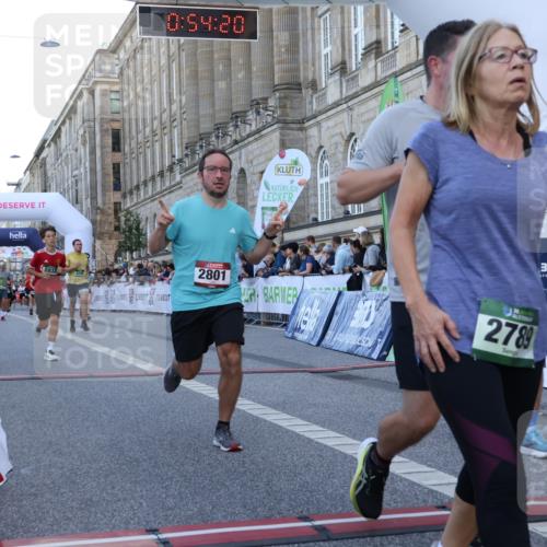 07.09.2025 - BARMER Alsterlauf Strokosch-Dieckow http://msf.ph/oto/8721550 07.09.2025 09:54:19 Ziel 2695, 2789, 2801, 3474, 3948, 4211, 4267, 4295, 4337, 4539, 4981, 5367, 5446, 5933, 5954 meine-sportfotos.de