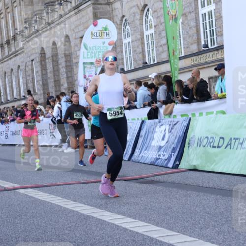 07.09.2025 - BARMER Alsterlauf Strokosch-Dieckow http://msf.ph/oto/8721560 07.09.2025 09:54:24 Ziel 2125, 3632, 4211, 4267, 4295, 4337, 4539, 5117, 5446, 5657, 5933, 5954 meine-sportfotos.de