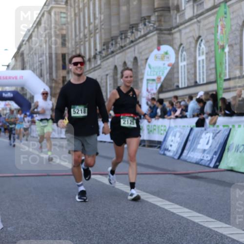 07.09.2025 - BARMER Alsterlauf Strokosch-Dieckow http://msf.ph/oto/8721566 07.09.2025 09:54:27 Ziel 2125, 3632, 4211, 4267, 4295, 4337, 4539, 4633, 5117, 5446, 5459, 5484, 5516, 5657, 5954, 6021, 6048, 8284 meine-sportfotos.de