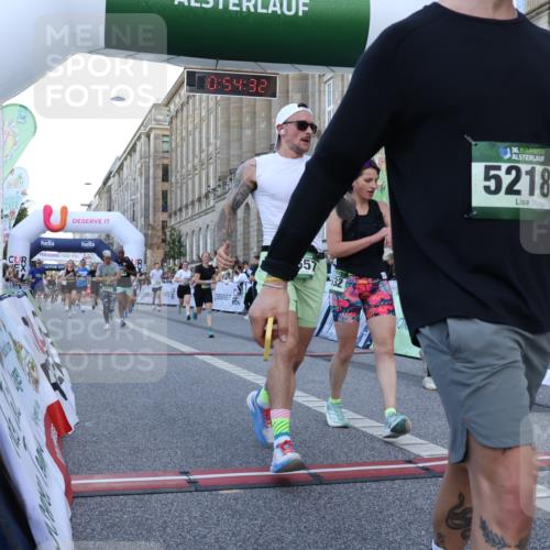 07.09.2025 - BARMER Alsterlauf Strokosch-Dieckow http://msf.ph/oto/8721572 07.09.2025 09:54:30 Ziel 2125, 2247, 3330, 3632, 3725, 3748, 4211, 4249, 4267, 4337, 4539, 4633, 5117, 5446, 5459, 5484, 5516, 5657, 5880, 6021, 6048, 8284, 8436 meine-sportfotos.de