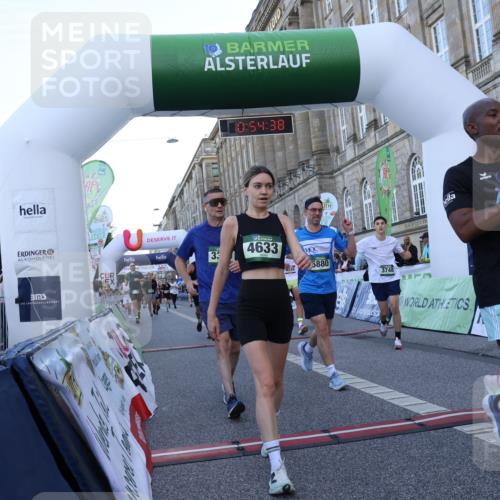 07.09.2025 - BARMER Alsterlauf Strokosch-Dieckow http://msf.ph/oto/8721589 07.09.2025 09:54:36 Ziel 2247, 2498, 3330, 3396, 3725, 3748, 4083, 4249, 4298, 4540, 4633, 5129, 5459, 5484, 5516, 5880, 6021, 6048, 6134, 6251, 8284, 8405, 8436 meine-sportfotos.de