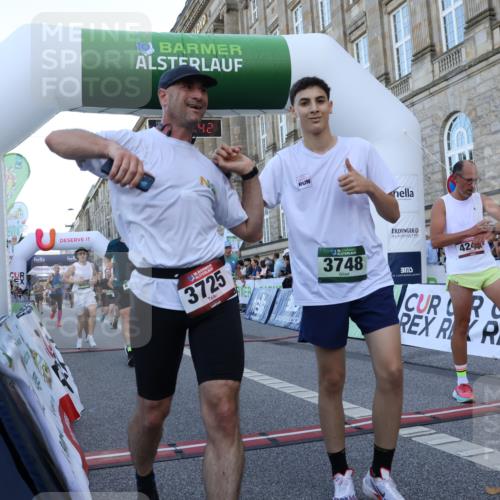 07.09.2025 - BARMER Alsterlauf Strokosch-Dieckow http://msf.ph/oto/8721599 07.09.2025 09:54:40 Ziel 2247, 2498, 3258, 3330, 3396, 3725, 3748, 4083, 4249, 4298, 4540, 5086, 5129, 5880, 6134, 6225, 6251, 6276, 8108, 8405, 8436 meine-sportfotos.de