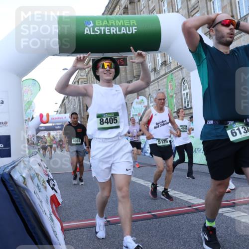 07.09.2025 - BARMER Alsterlauf Strokosch-Dieckow http://msf.ph/oto/8721608 07.09.2025 09:54:43 Ziel 2011, 2498, 3258, 3396, 3816, 4031, 4083, 4298, 4540, 5086, 5129, 5295, 6134, 6225, 6251, 6276, 8088, 8108, 8405 meine-sportfotos.de