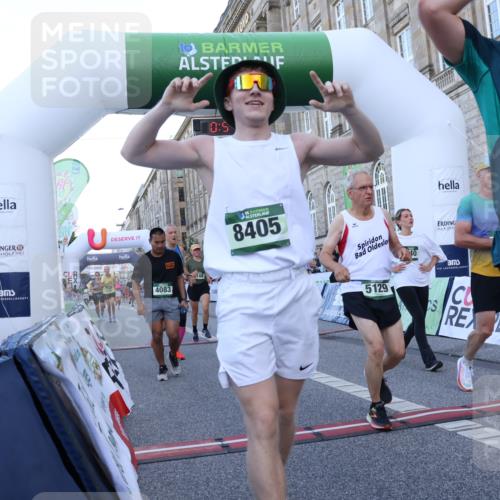 07.09.2025 - BARMER Alsterlauf Strokosch-Dieckow http://msf.ph/oto/8721609 07.09.2025 09:54:43 Ziel 2011, 2498, 3258, 3396, 3816, 4031, 4083, 4298, 4540, 5086, 5129, 5295, 6134, 6225, 6251, 6276, 8088, 8108, 8405 meine-sportfotos.de