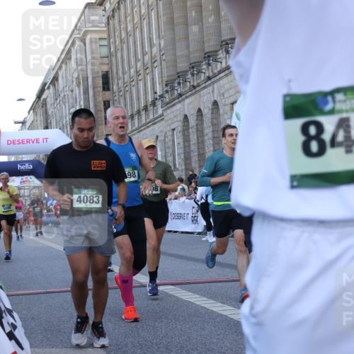 07.09.2025 - BARMER Alsterlauf Strokosch-Dieckow http://msf.ph/oto/8721610 07.09.2025 09:54:44 Ziel 2011, 3258, 3396, 3816, 4031, 4083, 4298, 4540, 5086, 5129, 5295, 6134, 6225, 6251, 6276, 8088, 8108, 8405 meine-sportfotos.de
