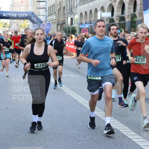 07.09.2025 - BARMER Alsterlauf Strokosch-Dieckow http://msf.ph/oto/8721614 07.09.2025 09:56:59 Ziel 2076, 2195, 2646, 2724, 3028, 3129, 3267, 3268, 3434, 3721, 3925, 4187, 4328, 4456, 4603, 4672, 4857, 4926, 4987, 5069, 5101, 5102, 5199, 5377, 5397, 5463, 5598, 5609, 5987, 6075, 6150, 6151, 6175, 6246, 8034, 8383 meine-sportfotos.de