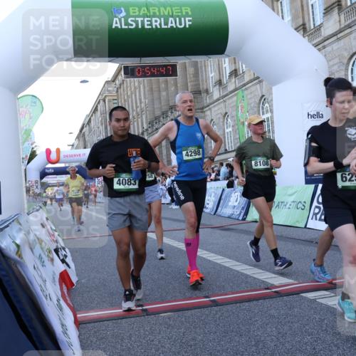 07.09.2025 - BARMER Alsterlauf Strokosch-Dieckow http://msf.ph/oto/8721618 07.09.2025 09:54:45 Ziel 2011, 3258, 3396, 3816, 4031, 4083, 4298, 4540, 5086, 5129, 5295, 6134, 6225, 6251, 6276, 8088, 8108, 8405 meine-sportfotos.de