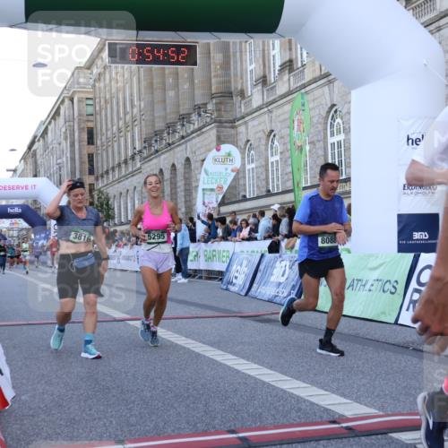 07.09.2025 - BARMER Alsterlauf Strokosch-Dieckow http://msf.ph/oto/8721628 07.09.2025 09:54:50 Ziel 2011, 2131, 2920, 3258, 3816, 4031, 4194, 5086, 5295, 6264, 8088, 8456 meine-sportfotos.de