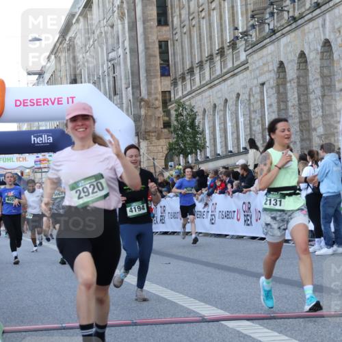 07.09.2025 - BARMER Alsterlauf Strokosch-Dieckow http://msf.ph/oto/8721641 07.09.2025 09:54:56 Ziel 2131, 2608, 2610, 2920, 3067, 3078, 4052, 4194, 4830, 4897, 5433, 5434, 6264, 8456 meine-sportfotos.de