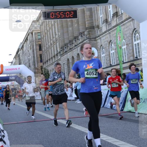 07.09.2025 - BARMER Alsterlauf Strokosch-Dieckow http://msf.ph/oto/8721655 07.09.2025 09:55:01 Ziel 2086, 2131, 2272, 2397, 2608, 2610, 2920, 2924, 3049, 3067, 3078, 3464, 4052, 4194, 4830, 4897, 5433, 5434, 6062, 6248, 6264 meine-sportfotos.de