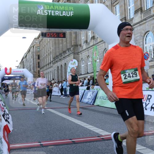 07.09.2025 - BARMER Alsterlauf Strokosch-Dieckow http://msf.ph/oto/8721695 07.09.2025 09:55:14 Ziel 2302, 2429, 2751, 3821, 4014, 4580, 4956, 5055, 5169, 5195, 5398, 5462, 5527, 6079, 6106, 6215, 8303 meine-sportfotos.de