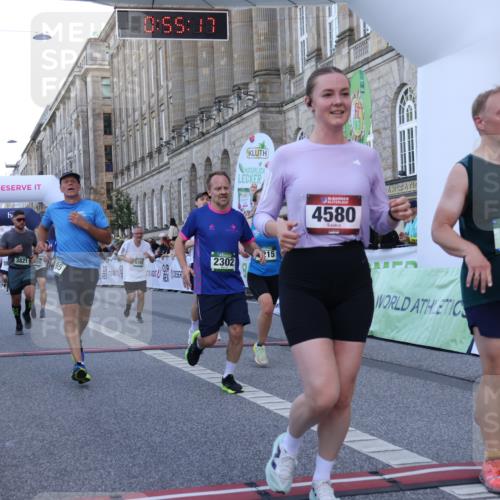 07.09.2025 - BARMER Alsterlauf Strokosch-Dieckow http://msf.ph/oto/8721699 07.09.2025 09:55:15 Ziel 2302, 2429, 2751, 3821, 4014, 4386, 4580, 4956, 5055, 5169, 5195, 5398, 5462, 5527, 6079, 6106, 6215, 8303 meine-sportfotos.de