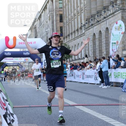 07.09.2025 - BARMER Alsterlauf Strokosch-Dieckow http://msf.ph/oto/8721711 07.09.2025 09:55:19 Ziel 2302, 2751, 3662, 3821, 4014, 4386, 4580, 4786, 4980, 5055, 5195, 5300, 5398, 5462, 6079, 6215, 8303 meine-sportfotos.de