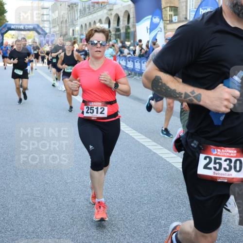 07.09.2025 - BARMER Alsterlauf Strokosch-Dieckow http://msf.ph/oto/8721733 07.09.2025 09:56:41 Ziel 2037, 2216, 2406, 2606, 2750, 2819, 2903, 2998, 3191, 3362, 3381, 3552, 3568, 3988, 4235, 4328, 4407, 4416, 4767, 4809, 4842, 4844, 5004, 5006, 5115, 5135, 5136, 5293, 5397, 5609, 5664, 5688, 5912, 5978, 6093, 6150, 6151, 6274, 8065, 8315, 8479 meine-sportfotos.de