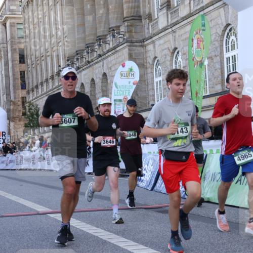 07.09.2025 - BARMER Alsterlauf Strokosch-Dieckow http://msf.ph/oto/8721737 07.09.2025 09:55:30 Ziel 2514, 3048, 3115, 3646, 3662, 3951, 4275, 4436, 4441, 4965, 4980, 5300, 5321, 5330, 5607, 5949, 6143, 8095 meine-sportfotos.de