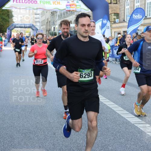 07.09.2025 - BARMER Alsterlauf Strokosch-Dieckow http://msf.ph/oto/8721742 07.09.2025 09:56:40 Ziel 2037, 2216, 2406, 2606, 2750, 2819, 2903, 2998, 3191, 3362, 3381, 3552, 3568, 3988, 4235, 4328, 4407, 4416, 4767, 4809, 4842, 4844, 5004, 5006, 5115, 5135, 5136, 5160, 5293, 5397, 5504, 5609, 5664, 5688, 5750, 5912, 5978, 6093, 6150, 6151, 6274, 8065, 8315, 8479 meine-sportfotos.de