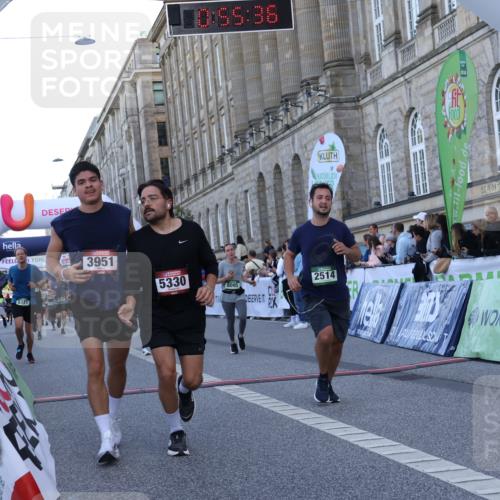 07.09.2025 - BARMER Alsterlauf Strokosch-Dieckow http://msf.ph/oto/8721743 07.09.2025 09:55:34 Ziel 2514, 3048, 3122, 3646, 3951, 4275, 4436, 4965, 5026, 5321, 5330, 5494, 5549, 5607, 5949, 6143, 8095, 8263 meine-sportfotos.de