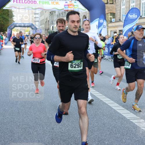 07.09.2025 - BARMER Alsterlauf Strokosch-Dieckow http://msf.ph/oto/8721745 07.09.2025 09:56:40 Ziel 2037, 2216, 2406, 2606, 2750, 2819, 2903, 2998, 3191, 3362, 3381, 3552, 3568, 3988, 4235, 4328, 4407, 4416, 4767, 4809, 4842, 4844, 5004, 5006, 5115, 5135, 5136, 5160, 5293, 5397, 5504, 5609, 5664, 5688, 5750, 5912, 5978, 6093, 6150, 6151, 6274, 8065, 8315, 8479 meine-sportfotos.de