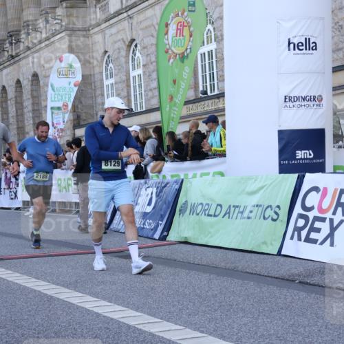 07.09.2025 - BARMER Alsterlauf Strokosch-Dieckow http://msf.ph/oto/8721793 07.09.2025 09:55:59 Ziel 2029, 2188, 2345, 2445, 2616, 2734, 2737, 3211, 3242, 4677, 5350, 5412, 5675, 5691, 5903, 8129, 8309 meine-sportfotos.de