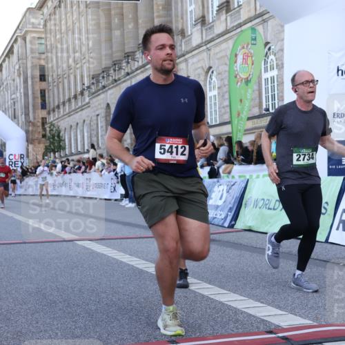 07.09.2025 - BARMER Alsterlauf Strokosch-Dieckow http://msf.ph/oto/8721809 07.09.2025 09:56:05 Ziel 2188, 2345, 2616, 2734, 2737, 3494, 3578, 3629, 3949, 4169, 4677, 4894, 5412, 5430, 5903, 6330, 8033 meine-sportfotos.de