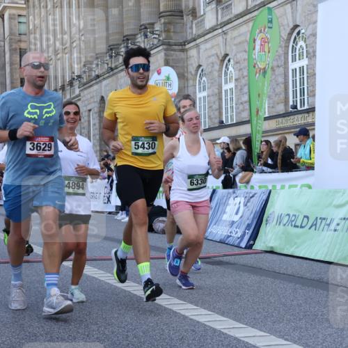 07.09.2025 - BARMER Alsterlauf Strokosch-Dieckow http://msf.ph/oto/8721819 07.09.2025 09:56:11 Ziel 3494, 3512, 3578, 3629, 3827, 3949, 4033, 4169, 4886, 4894, 5430, 5693, 5860, 6330, 8033 meine-sportfotos.de