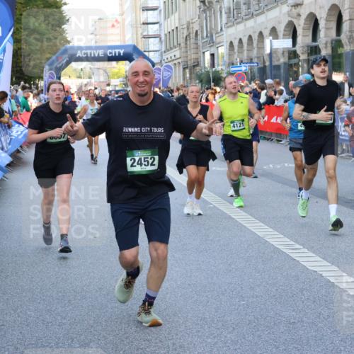 07.09.2025 - BARMER Alsterlauf Strokosch-Dieckow http://msf.ph/oto/8721820 07.09.2025 09:56:27 Ziel 2507, 2582, 2750, 2752, 2763, 2797, 2903, 2908, 2998, 3191, 3456, 3568, 3615, 3802, 3970, 3988, 4105, 4235, 4338, 5004, 5006, 5115, 5135, 5160, 5504, 5562, 5637, 5664, 5688, 5750, 5791, 5895, 5977, 6093, 6138, 6206, 6269, 6274, 8014, 8065, 8210, 8315, 8366, 8427, 8479 meine-sportfotos.de