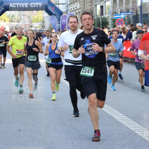 07.09.2025 - BARMER Alsterlauf Strokosch-Dieckow http://msf.ph/oto/8721852 07.09.2025 09:56:19 Ziel 2507, 2582, 2752, 2763, 2797, 2908, 3080, 3251, 3371, 3456, 3615, 3656, 3696, 3802, 3970, 4105, 4236, 4237, 4338, 4750, 4776, 5081, 5308, 5342, 5349, 5481, 5529, 5562, 5637, 5791, 5805, 5895, 5977, 6138, 6187, 6206, 6269, 8014, 8148, 8210, 8366, 8427 meine-sportfotos.de