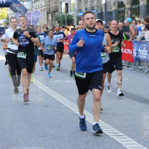 07.09.2025 - BARMER Alsterlauf Strokosch-Dieckow http://msf.ph/oto/8721878 07.09.2025 09:56:17 Ziel 2003, 2507, 2512, 2530, 2752, 2763, 2797, 2908, 3080, 3251, 3371, 3656, 3696, 3802, 3970, 4105, 4236, 4237, 4338, 4750, 4776, 5081, 5304, 5308, 5342, 5349, 5481, 5529, 5562, 5637, 5791, 5805, 5895, 5977, 6138, 6187, 6206, 6269, 8014, 8148, 8210, 8366, 8427 meine-sportfotos.de