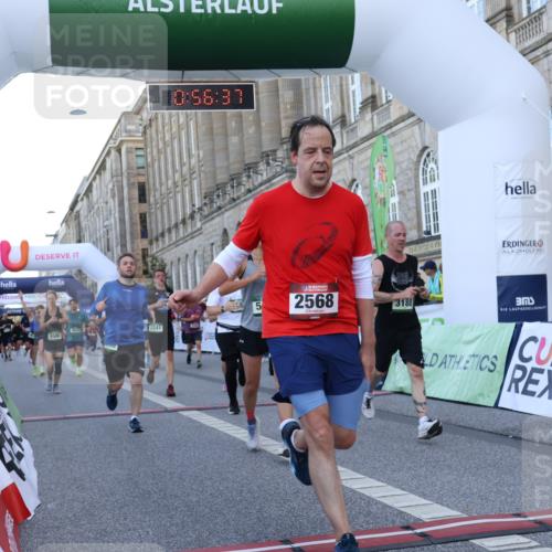 07.09.2025 - BARMER Alsterlauf Strokosch-Dieckow http://msf.ph/oto/8721880 07.09.2025 09:56:35 Ziel 2022, 2150, 2151, 2152, 2245, 2341, 2452, 2568, 2664, 2665, 2722, 2868, 3188, 3869, 4121, 4490, 4646, 4824, 5375, 5925, 6034, 6170, 6186, 8500 meine-sportfotos.de